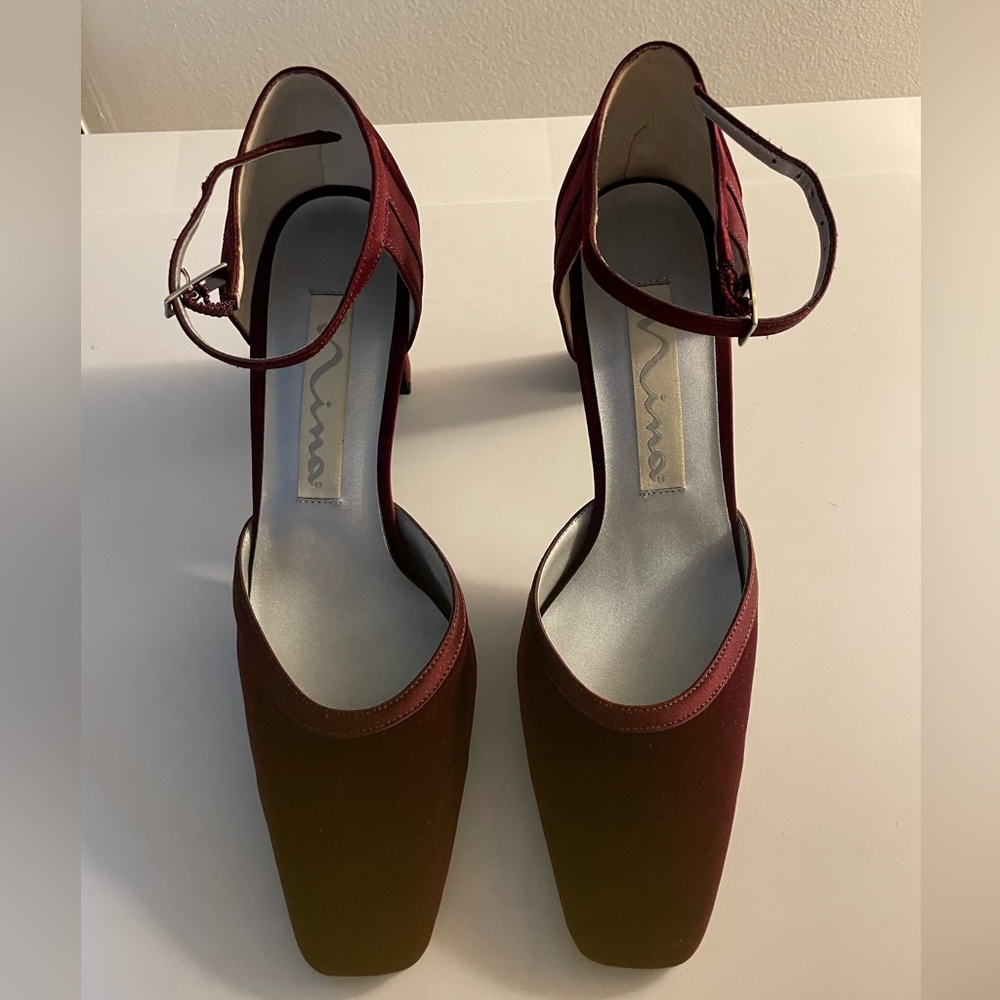 Nina Women's Burgundy Heels
